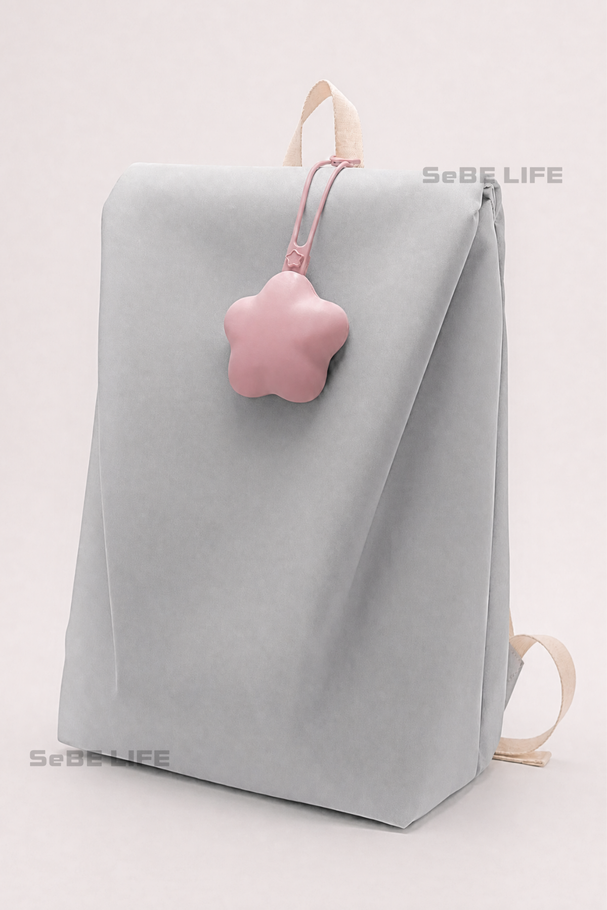 SeBE LIFE 20L Fashion Backpack with One Star Silicone Storage Case