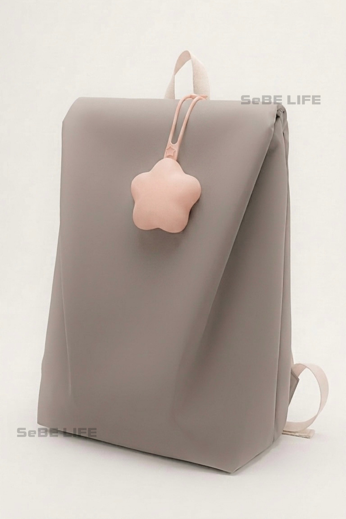 SeBE LIFE 20L Fashion Backpack with One Star Silicone Storage Case