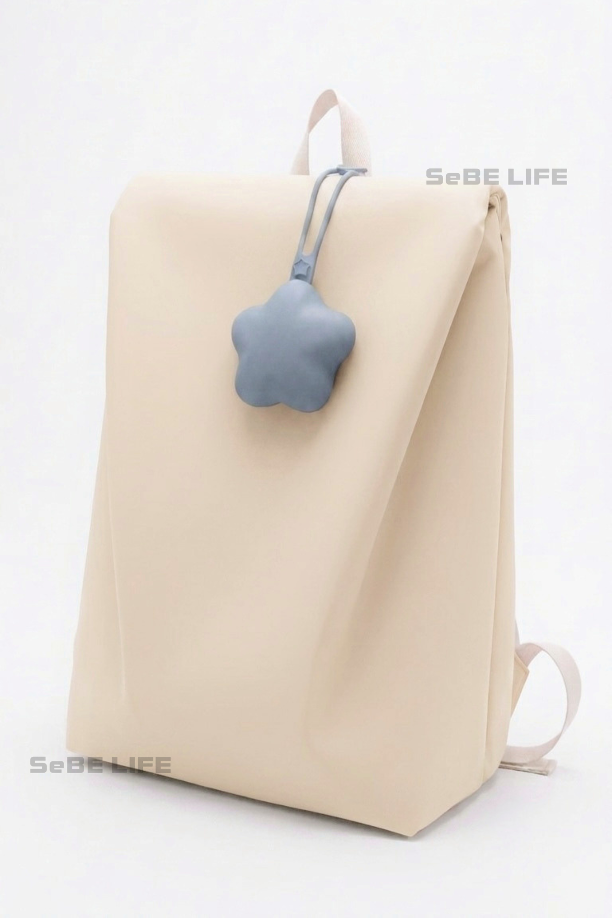 SeBE LIFE 20L Fashion Backpack with One Star Silicone Storage Case
