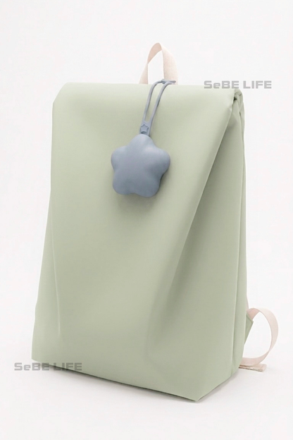 SeBE LIFE 20L Fashion Backpack with One Star Silicone Storage Case